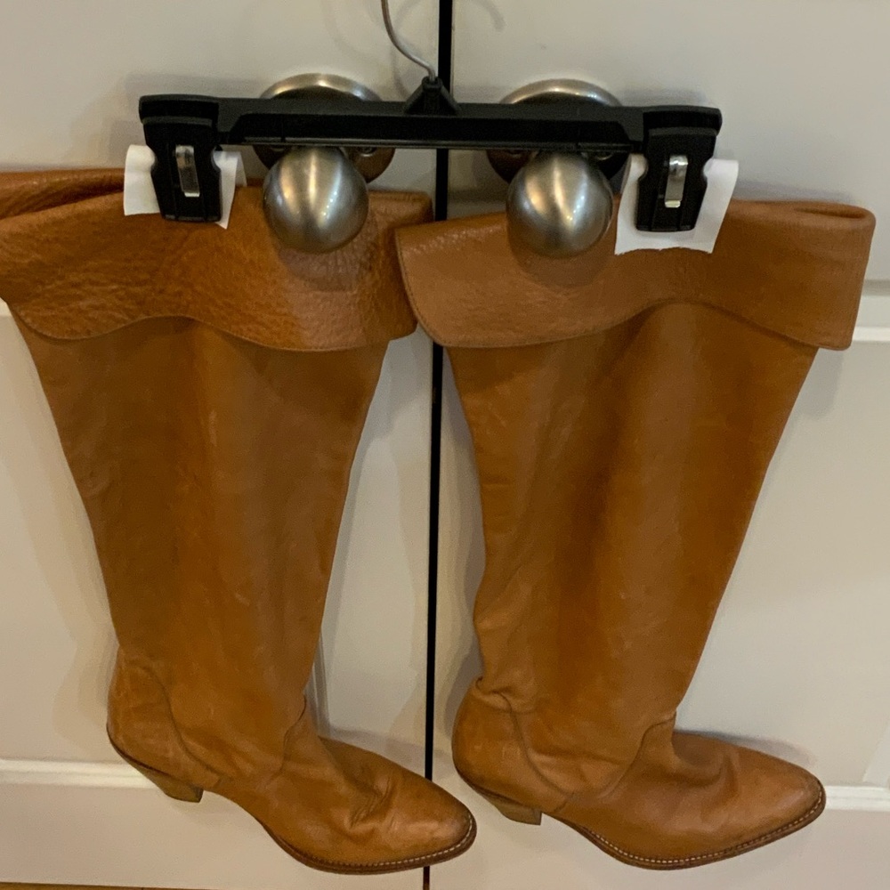 150. EUC Saks Fifth Ave HAND MADE ITALIAN Brown Leather Boots - Picture 12 of 16